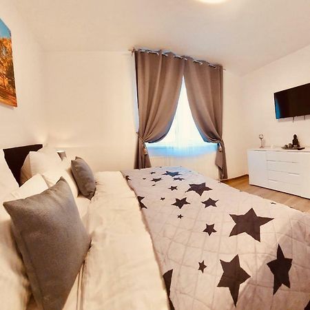 Apartament Comfort Primaverii Rîşnov Eksteriør bilde